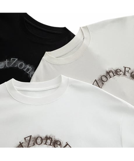 Circle Graphic Over Half Sleeve T-shirt / 3color