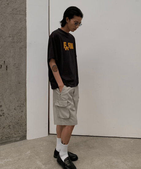 Letters Flocked Graphic Tee  / 2color
