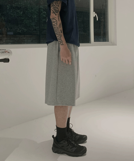 Air-Layer Wide Sweat Shorts  / 2color