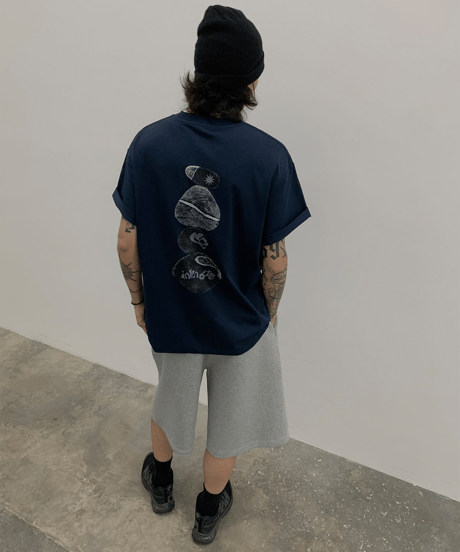 Stone Graphic Print Tee / 2color