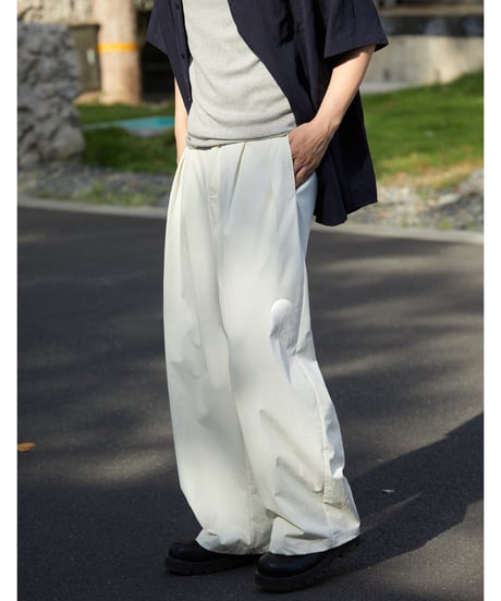 Relaxed Wide White Tuck Pants