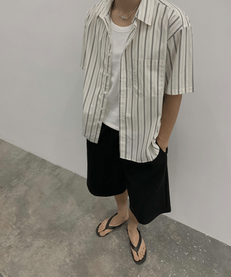 Oversized Vertical Stripe Short Sleeve Shirt