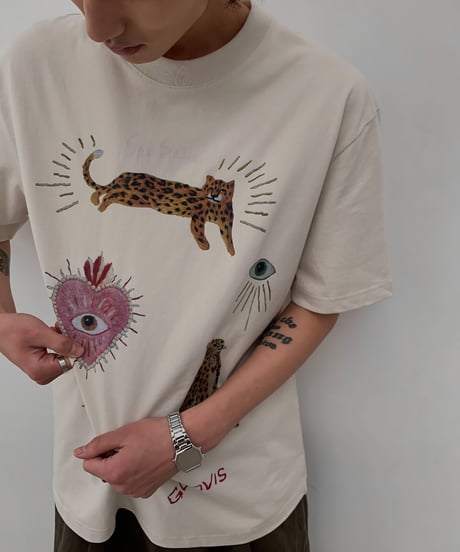 Leopard & Heart Doodles Graphic Tee  / 2color