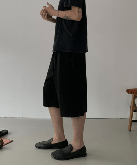 Air-Layer Wide Sweat Shorts  / 2color