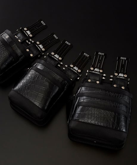 【数量限定】 本革クロコ柄 腰袋３段
