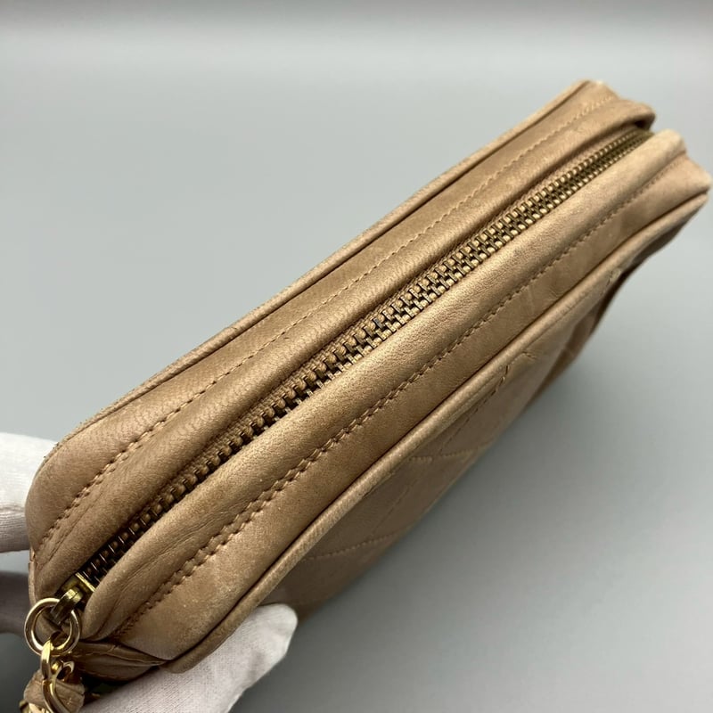 CHANEL　クラッチバッグ　マトラッセ 　ヴィンテージ CHANEL (シャネル) ヴィンテージ マトラッセ フリンジ クラッチバッグ