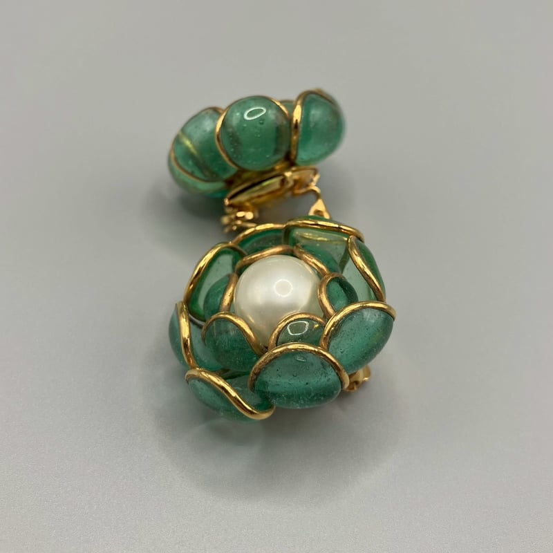CHANEL (シャネル) ヴィンテージ カメリア カラーストーン グリポア