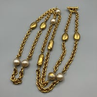 CHANEL (シャネル) ヴィンテージ パール ロゴ ロングネックレス