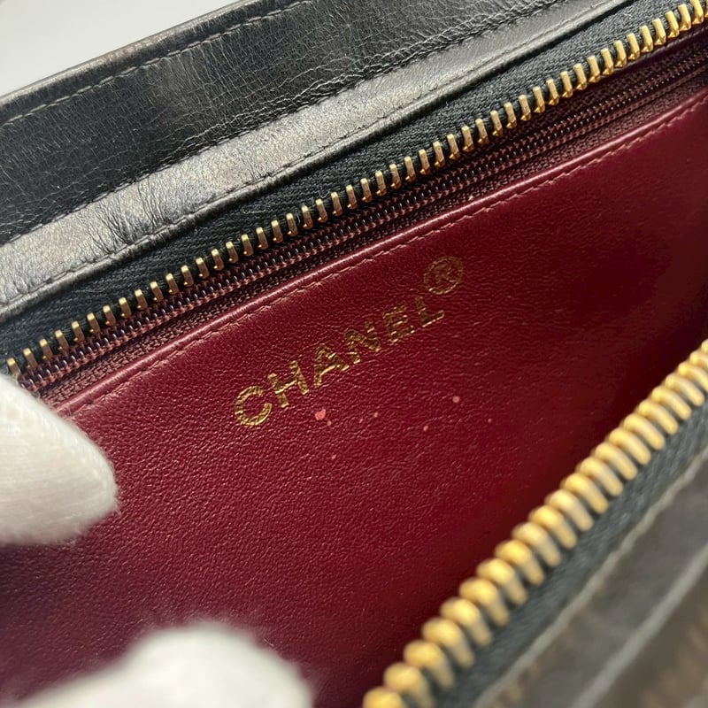 CHANEL クラッチバッグ　ヴィンテージ CHANEL (シャネル) ヴィンテージ ターンロック ココマーク レザー