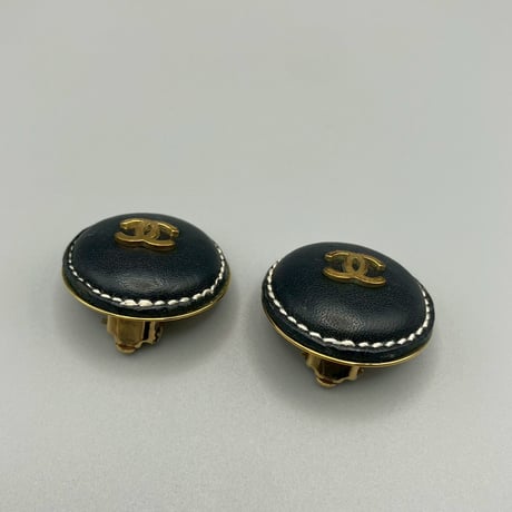 CHANEL (シャネル) ヴィンテージ レザー ココマーク ラウンド イヤリング