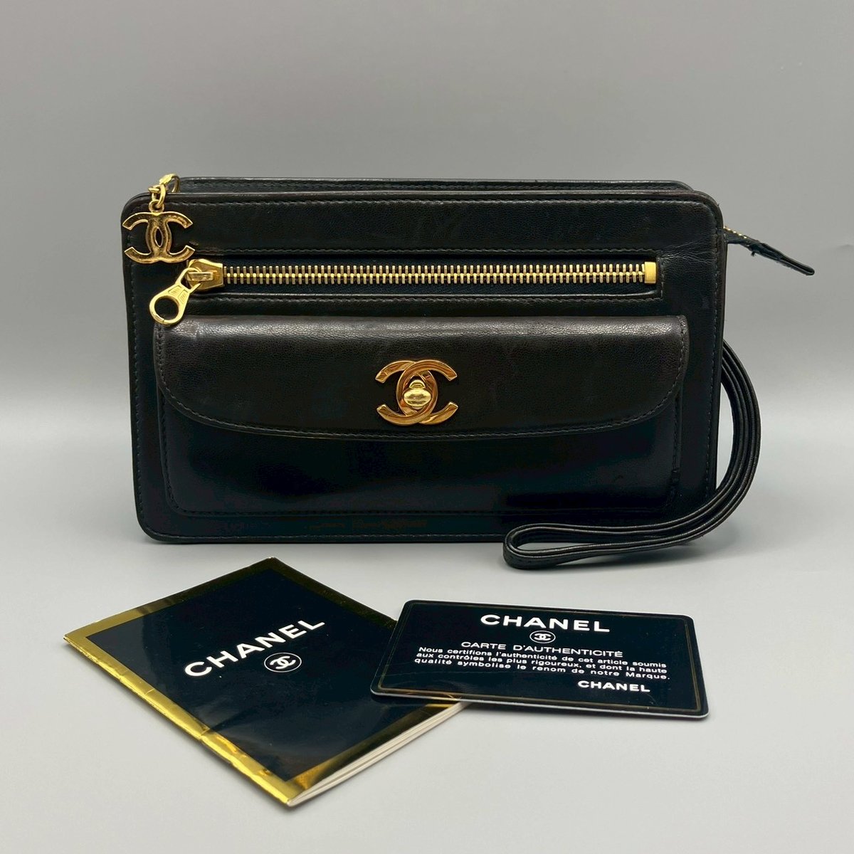 CHANEL (シャネル) ヴィンテージ ターンロック ココマーク レザー