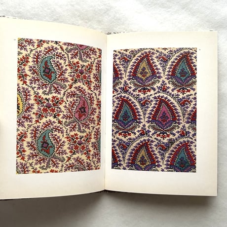 Designs For Shawls　 Victoria and Albert Colour Books / Michael Joseph