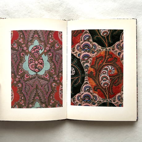 Designs For Shawls　 Victoria and Albert Colour Books / Michael Joseph
