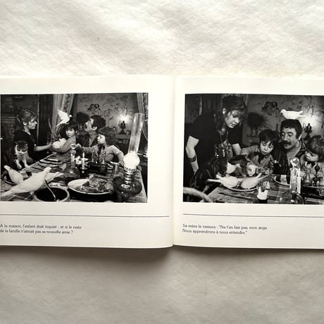 L'enfant et la colombe 子供と鳩 / ロベール・ドアノー、ジェームズ・サージ