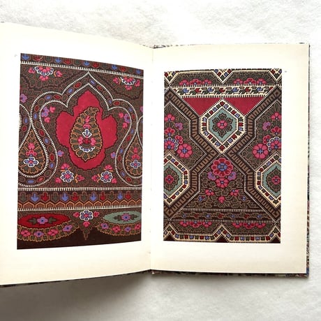 Designs For Shawls　 Victoria and Albert Colour Books / Michael Joseph