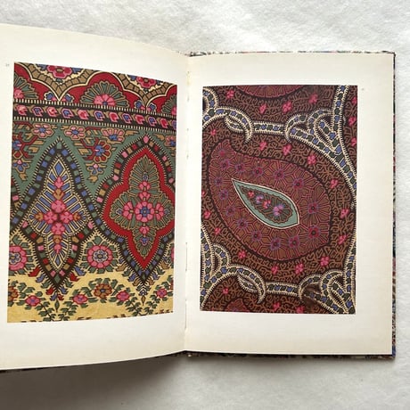 Designs For Shawls　 Victoria and Albert Colour Books / Michael Joseph