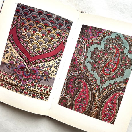 Designs For Shawls　 Victoria and Albert Colour Books / Michael Joseph