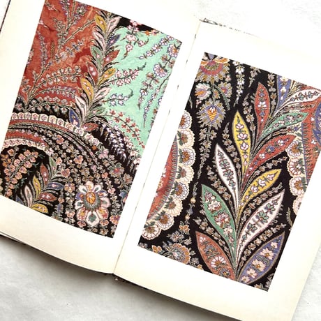 Designs For Shawls　 Victoria and Albert Colour Books / Michael Joseph