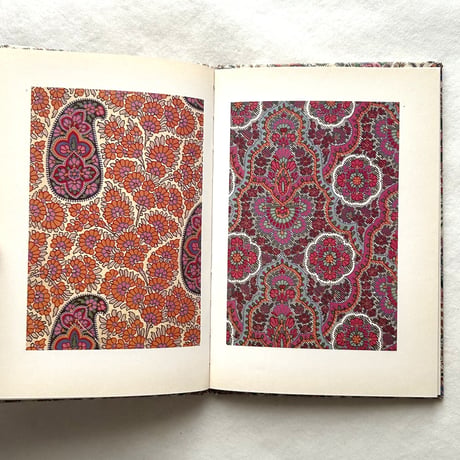 Designs For Shawls　 Victoria and Albert Colour Books / Michael Joseph
