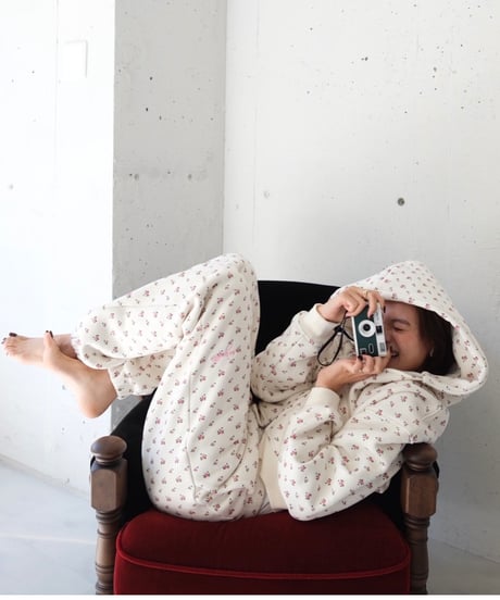 rizotto Volume Sweat Pants【original flower】