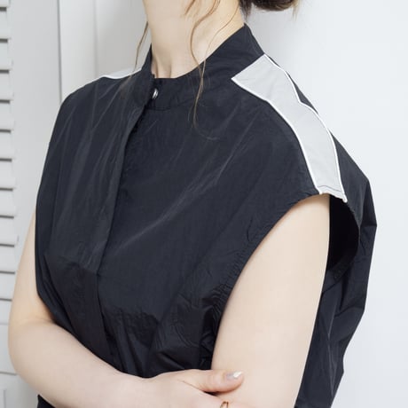 Line Vest Jacket black