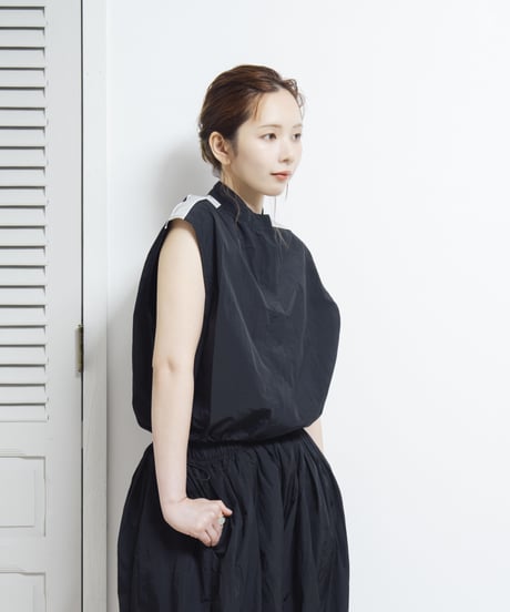 Line Vest Jacket black