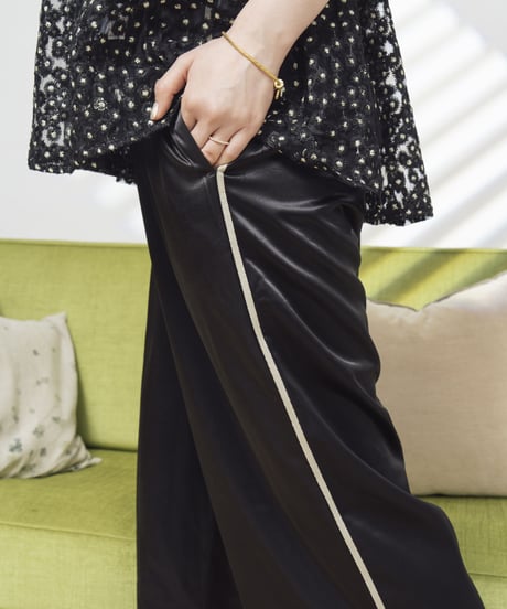 Satin side-stripe pants black