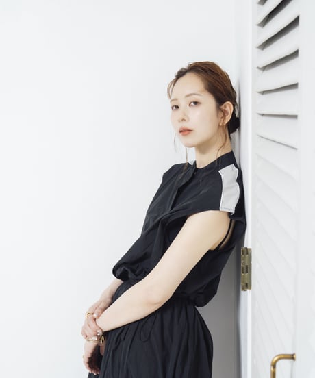 Line Vest Jacket black