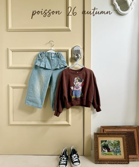 【POISSON】Queen Minnie Sweatshirt [Disney]