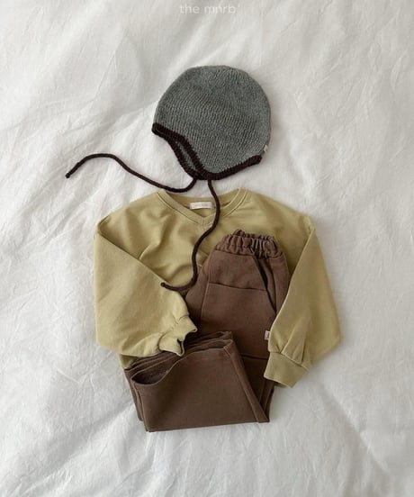 【minirobe】Low V-Neck Sweatshirt