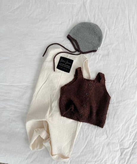 【atomeme】Ecru Knit Vest