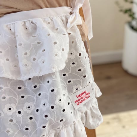 lace apron