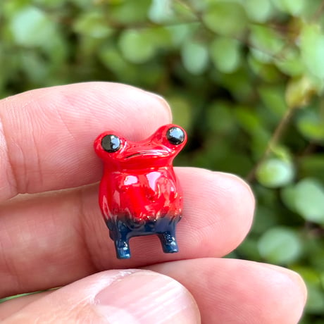 [期間＆個数限定] STICKY FROG 2cmカールくん フィギュア イチゴヤドクガエルカラー