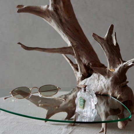 Triangle driftwood display stand