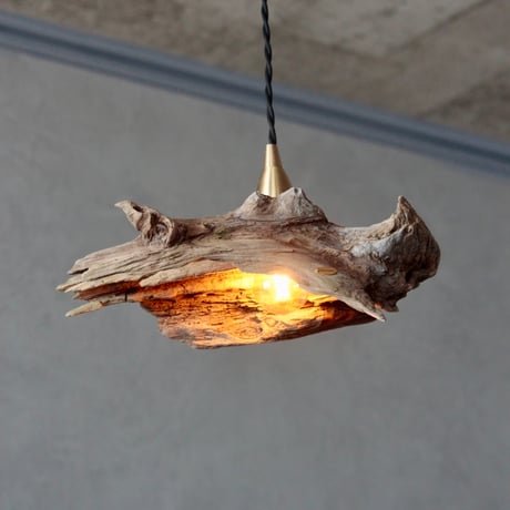 Driftwood shade pendant light
