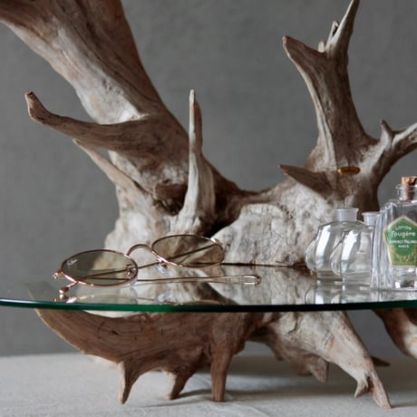 Triangle driftwood display stand