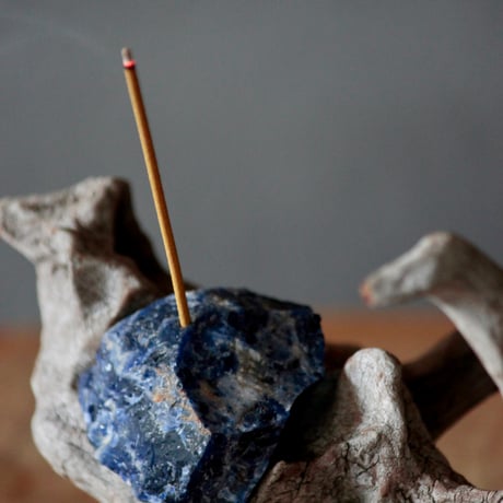 Driftwood incense holder#1