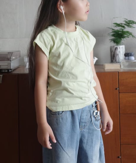 French sleeve T