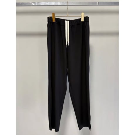 【MARGAUX VINTAGE】テーパードスリットパンツ　27018