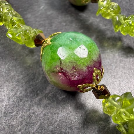 【霊視ナターシャオリジナル】運命の芽吹き・絆と魅力を高めるネックレス【グリーンレッドトルマリン・ペリドット・スワロフスキー】