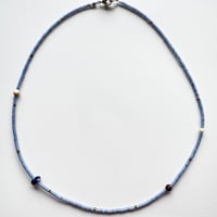 necklace / light blue