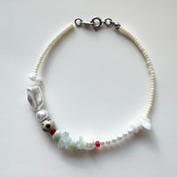bracelet / white × red