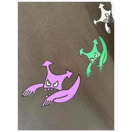RWCHE "AGAIN TEE"