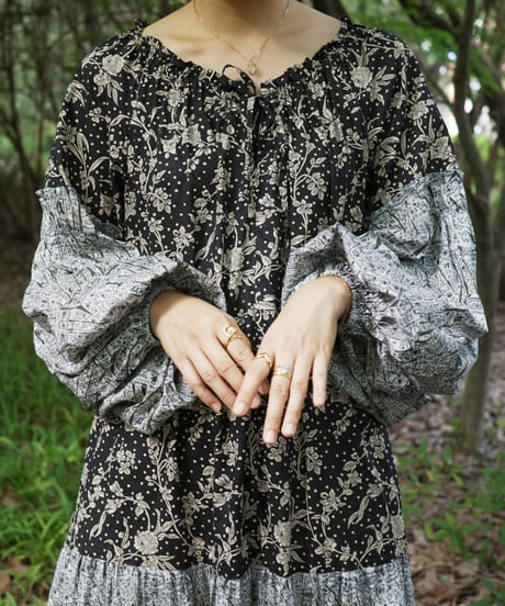大人【バルーンスリーブスモックティアードアレンジワンピース】<キット>/<材料セット>モノトーン(LIBERTY FABRICS)