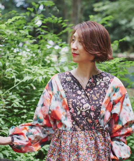 maiando×patternLabel【2ネックカシュクールカーデ】<キット>/<材料セット>ブラックレッド(LIBERTY FABRICS)