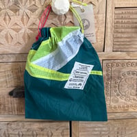 空からの贈りもの 《日常に寄り添う巾着袋》