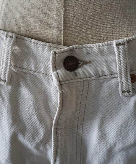 Levi's White Denim Cut-Off Shorts -