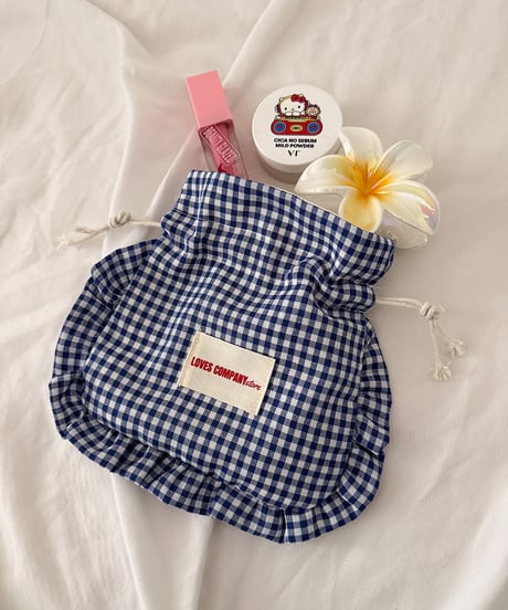 LOVES gingham frill porch