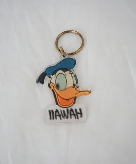 【HAWAII LIMITED】  Retro Disney Friends Acrylic Keychain