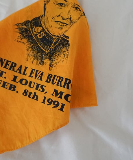 VINTAGE PRINT BANDANA